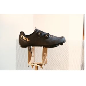 Zapatillas Northwave REBEL 3 Drop Negro-Dorado