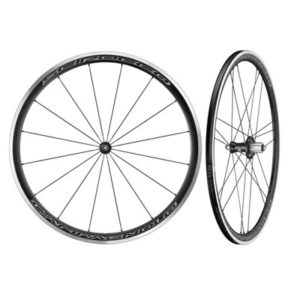 Juego de ruedas Scirocco 35 cubierta Shimano negro
