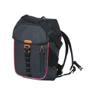 Alforja Basil Miles Tarpaulin 17L Hook-on con luz LED Nordlicht reflect. cierre click negro/naranja
