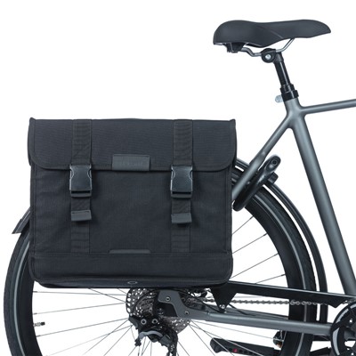 Alforjas Basil Kavan Eco Classic 68l acabado bionic Eco negro (40x25x33 cm)